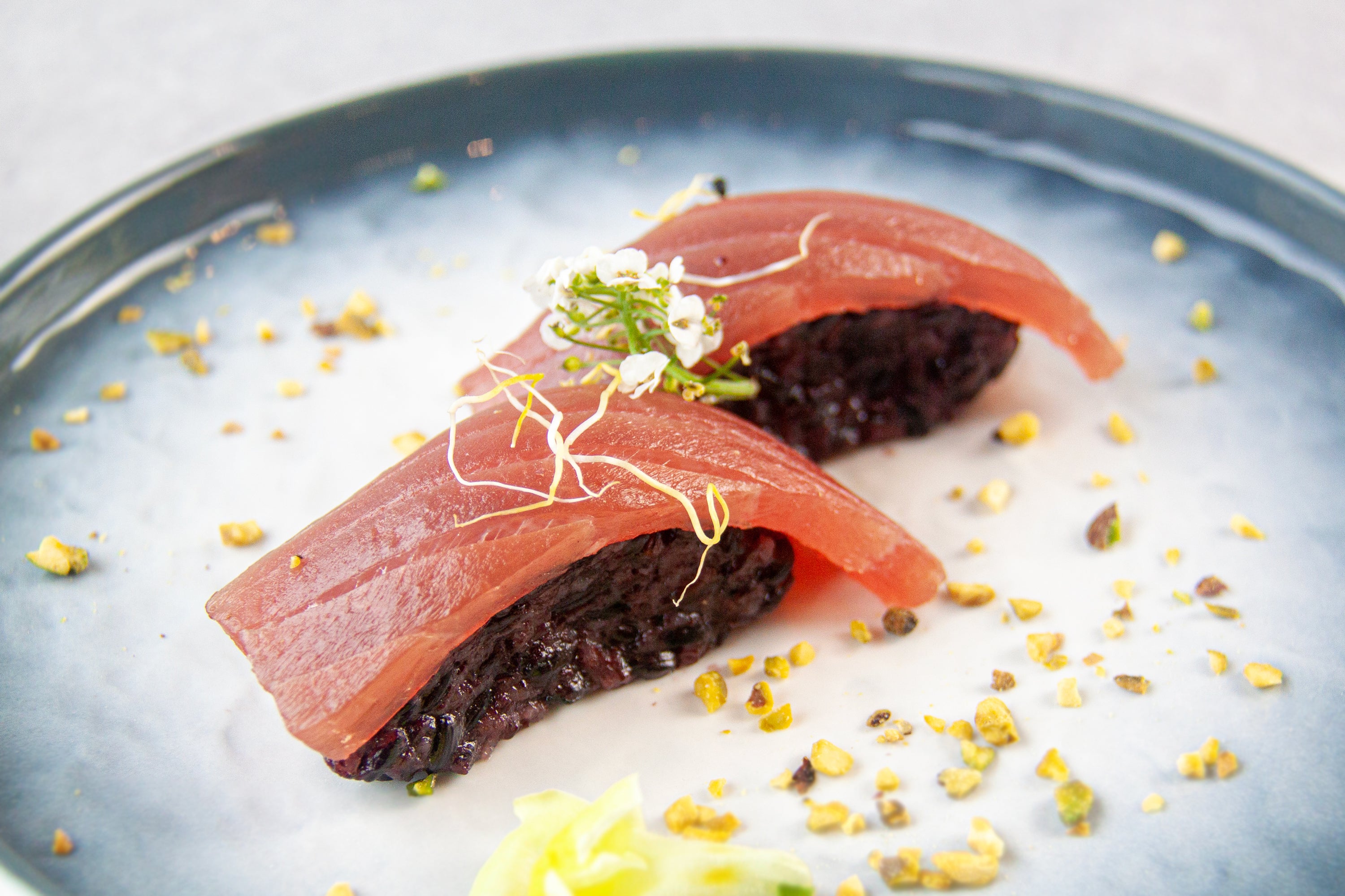SUSHI VENUS AU THON (2PCS) – Restaurant UGO